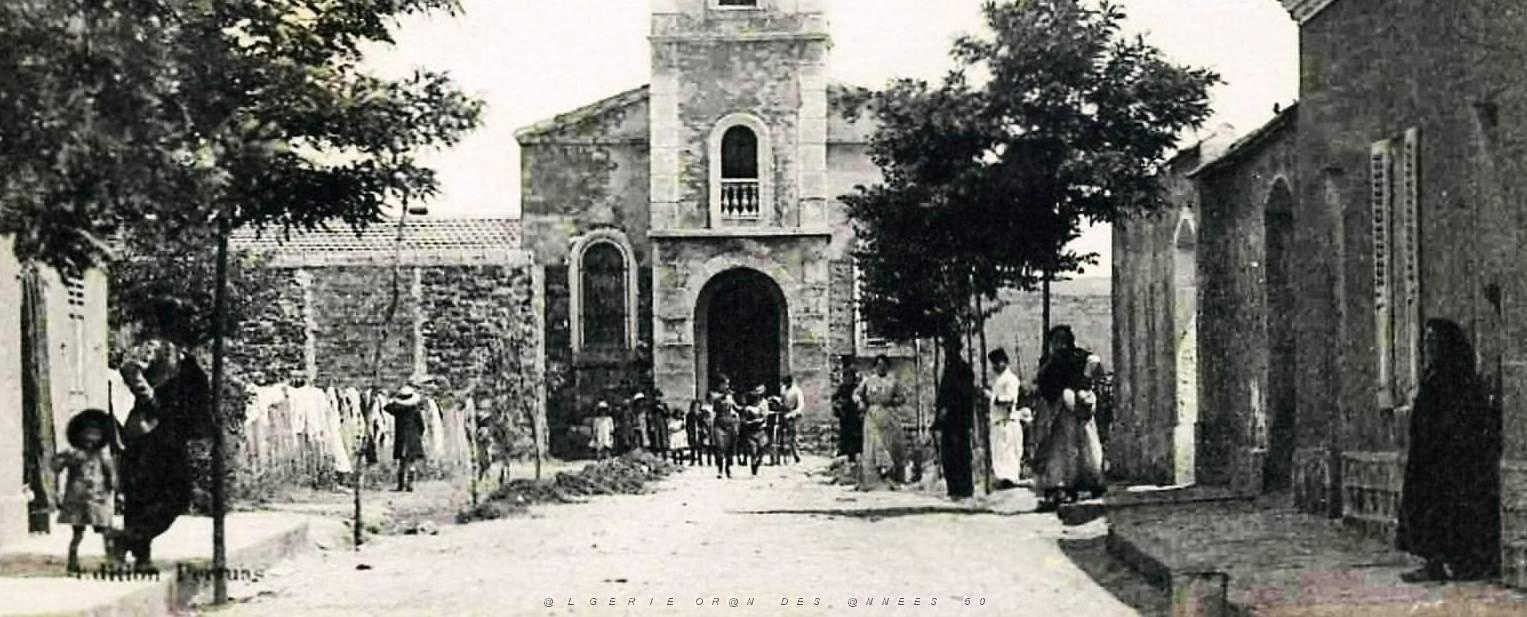 858- Ain-el-Hadjar - L'Eglise2.jpg